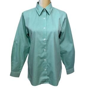 Foxcroft NWOT Button Down Shirt Women 8